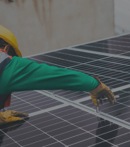 致力于做中国最优良的清洁能源投资建设运营商